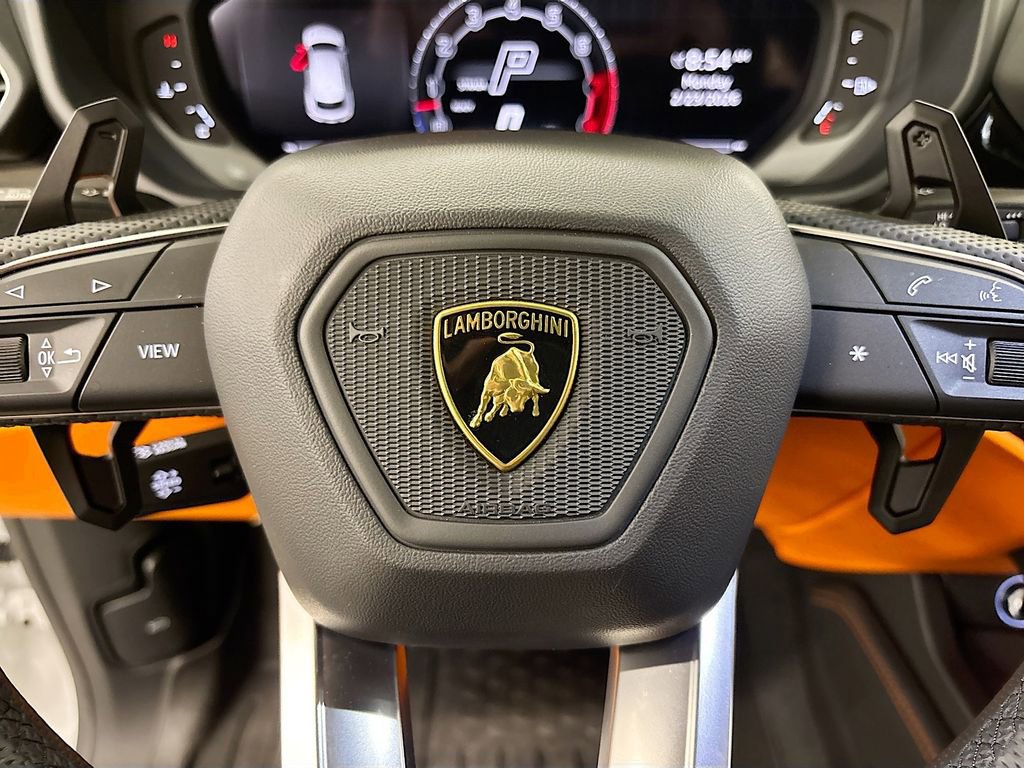 Used 2024 Lamborghini Urus S image 23