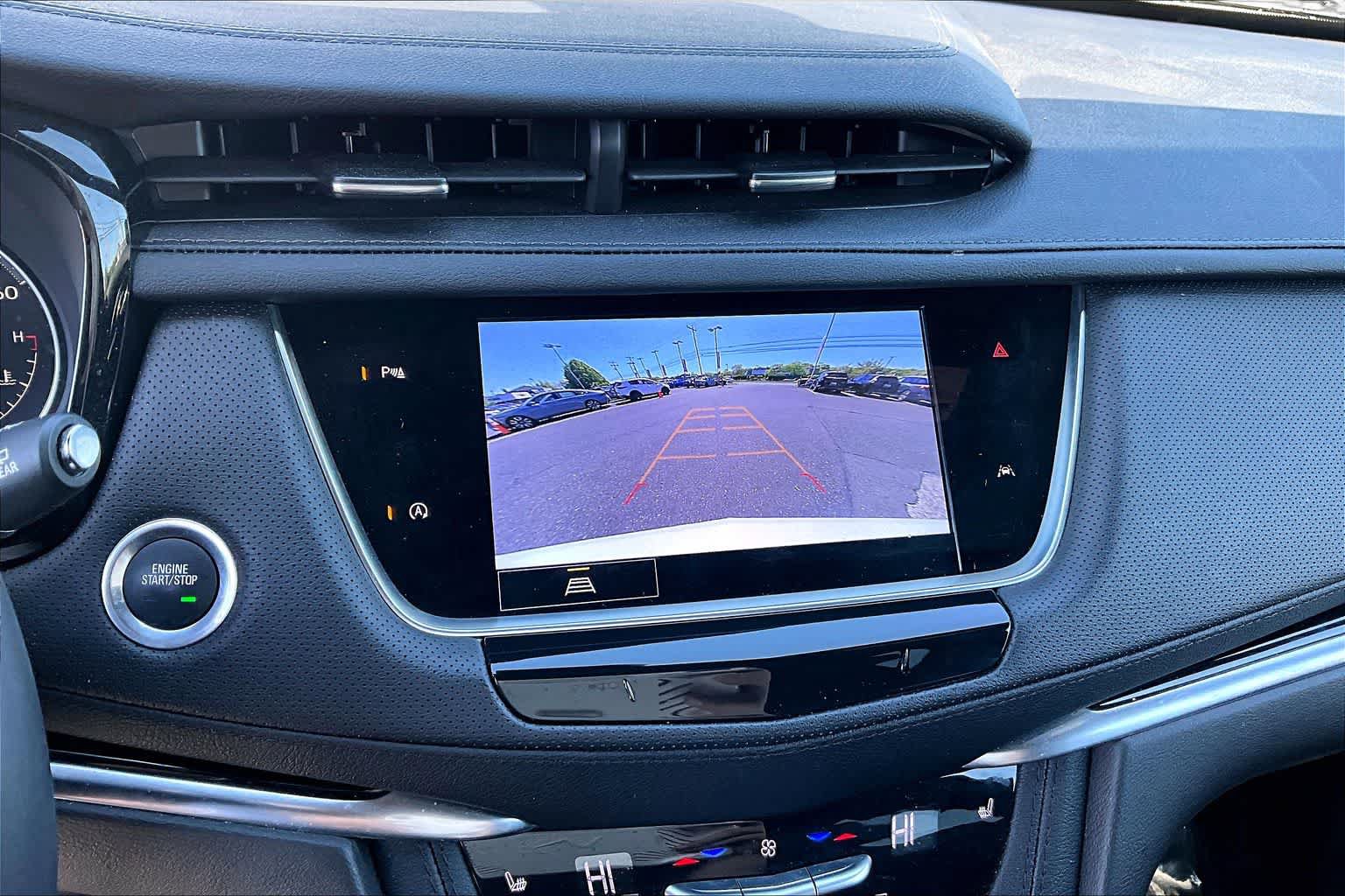 Used 2024 Cadillac XT6 Luxury FWD image 28