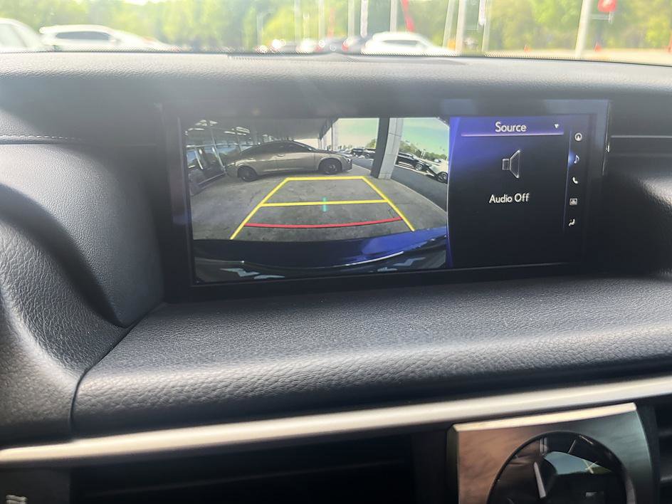 Used 2018 Lexus IS 300 F Sport w/ F Sport Package image 15