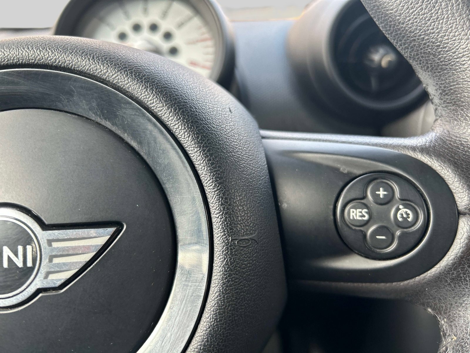 Used 2014 MINI Cooper Countryman image 22