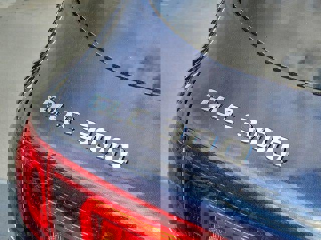 Used 2022 Mercedes-Benz GLC 300 image 7