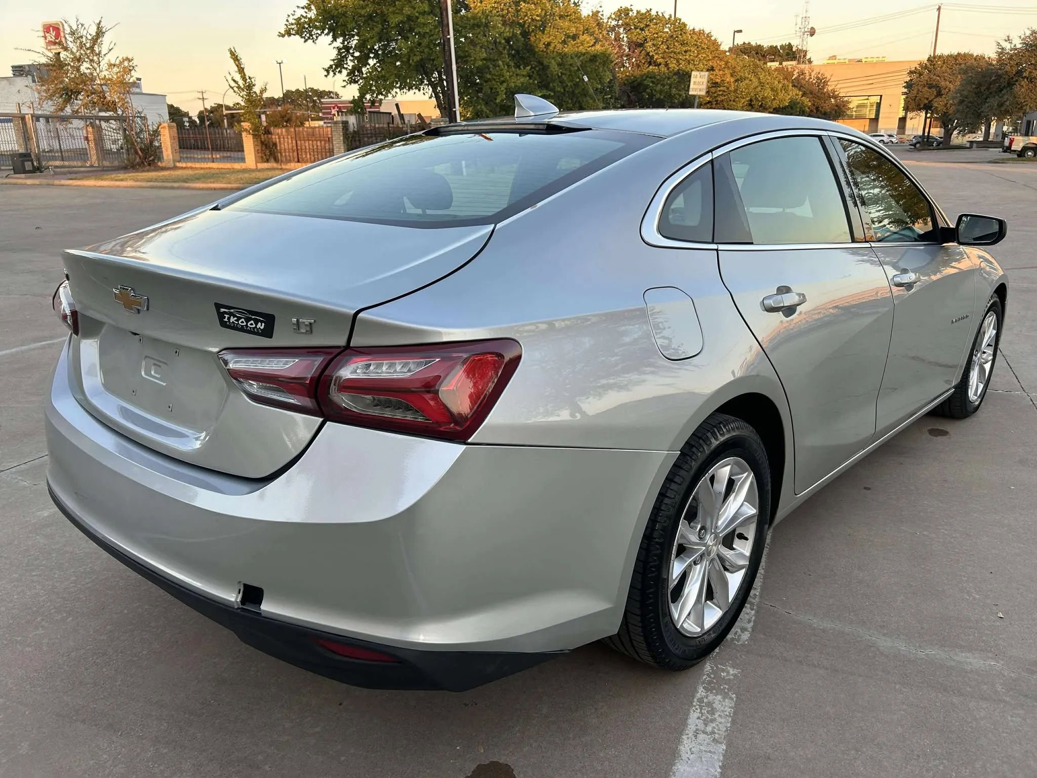Used 2019 Chevrolet Malibu LT image 6