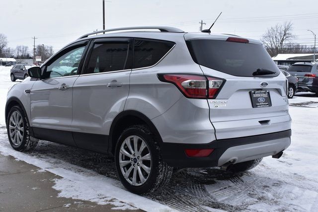 Used 2017 Ford Escape Titanium image 10