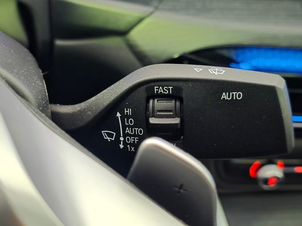 Used 2025 BMW 330i xDrive Sedan w/ M Sport Package image 20