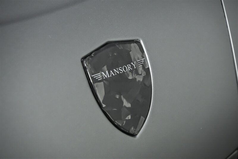 Used 2021 Ferrari 812 GTS RWD image 16