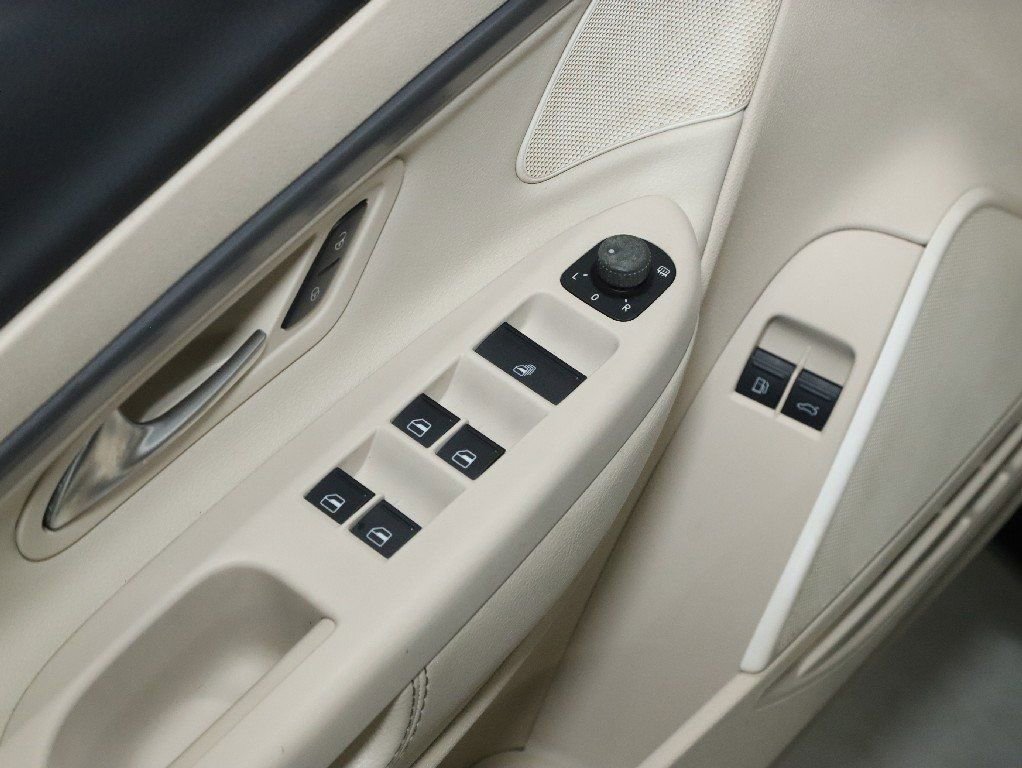 Used 2008 Volkswagen Eos VR6 image 22