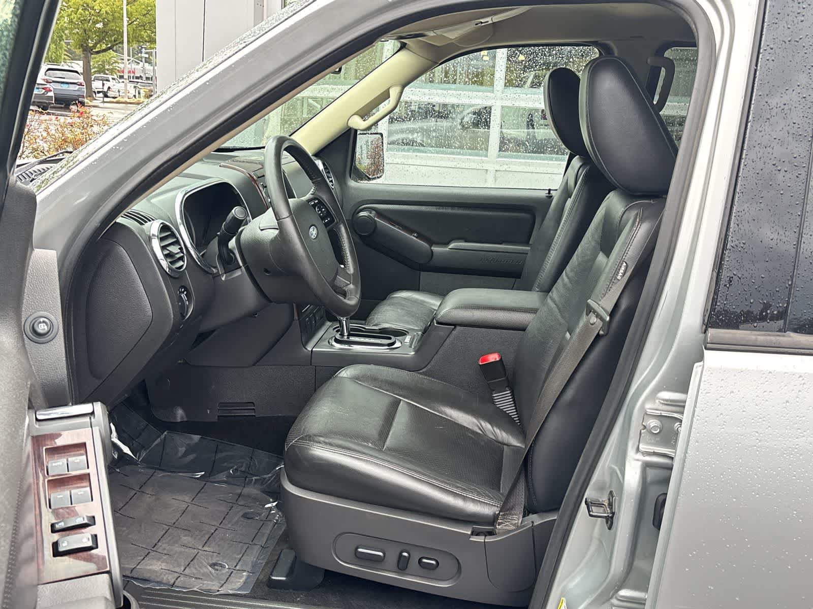 Used 2010 Ford Explorer Limited AWD/4WD image 12