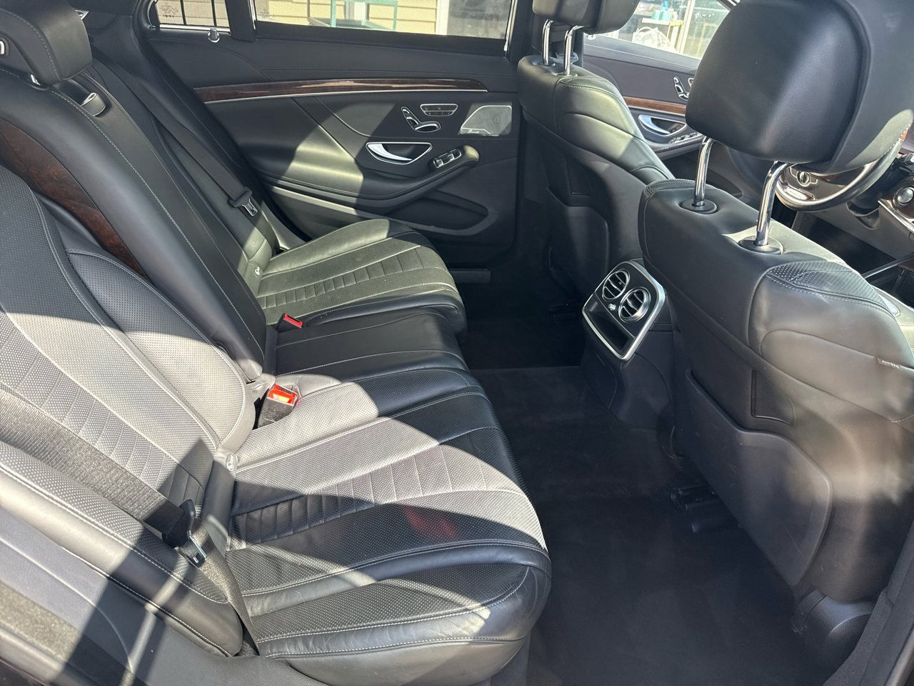Used 2017 Mercedes-Benz S 550 S 550 4MATIC Sedan image 29