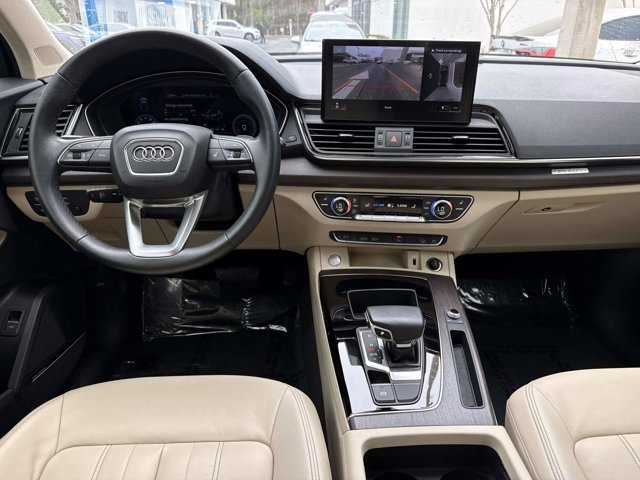 Used 2021 Audi Q5 Premium Plus w/ Premium Plus Package image 17