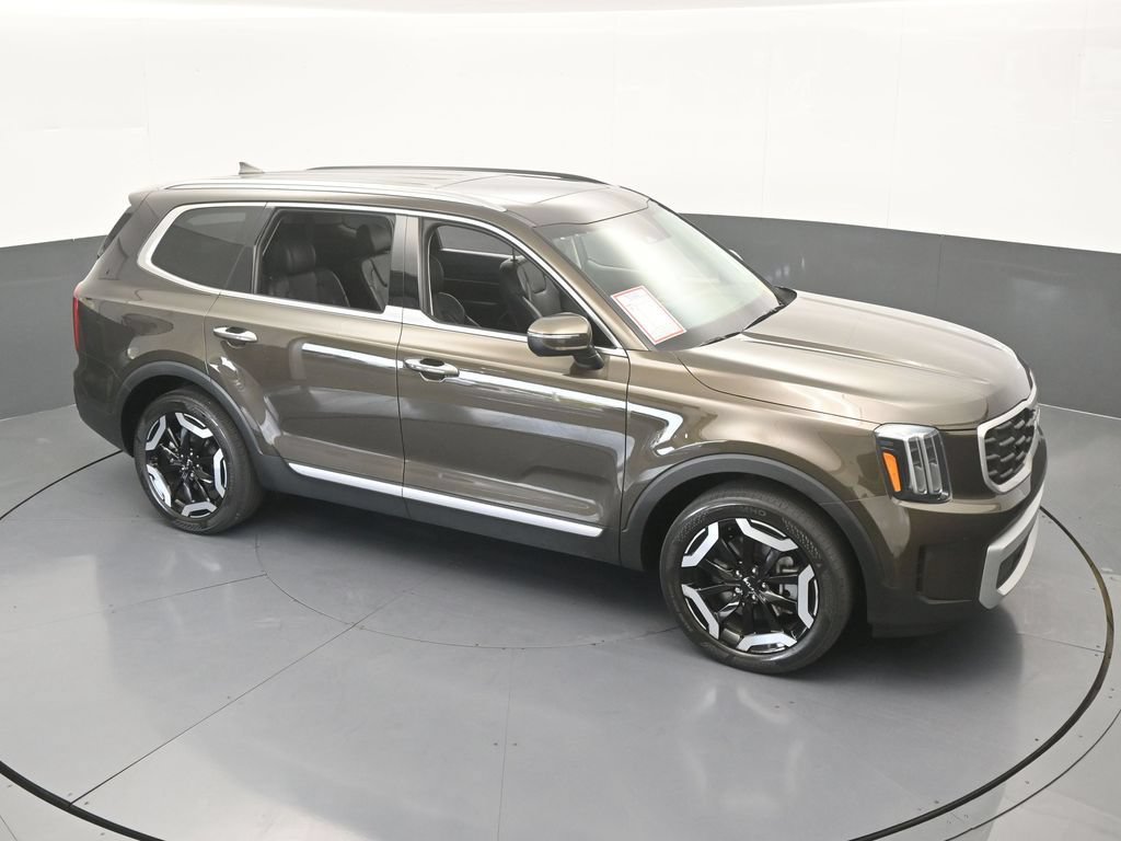 New 2024 Kia Telluride S w/ S Sunroof Package FWD image 52