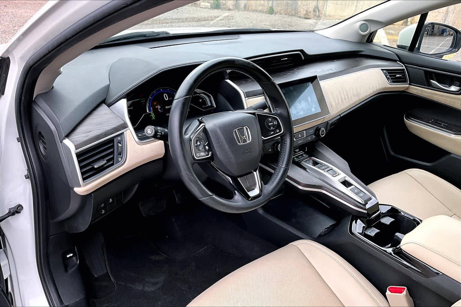 Used 2018 Honda Clarity Touring image 18