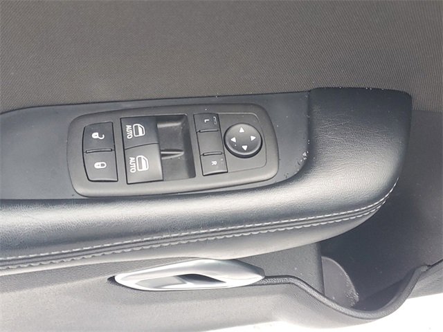 Used 2022 Dodge Challenger R/T w/ Blacktop Package image 9