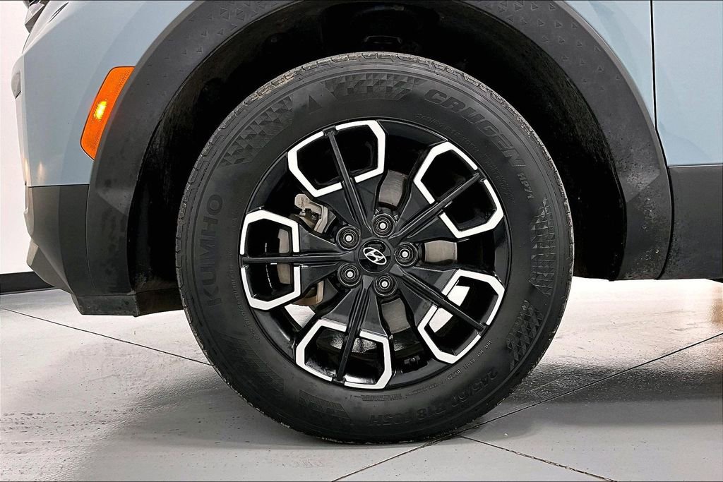 Used 2023 Hyundai Santa Cruz SEL w/ Activity Package image 11