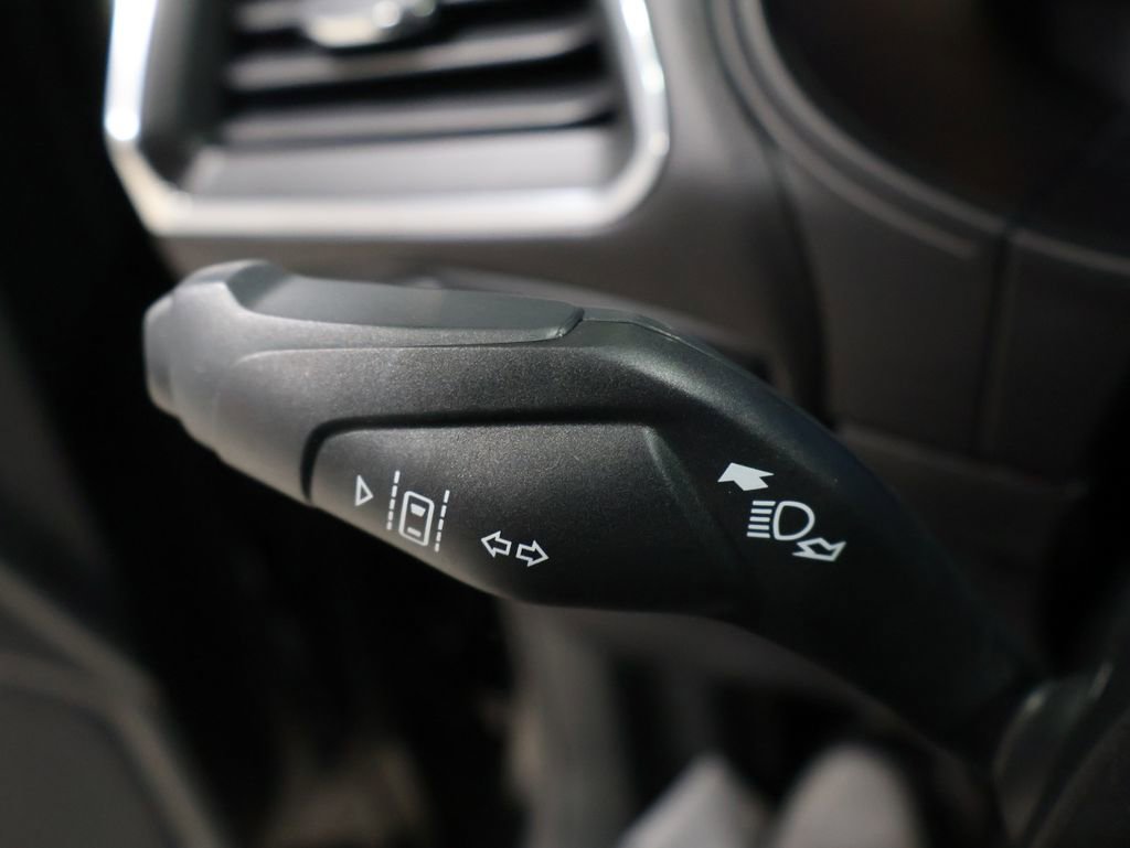 Used 2024 Ford Edge Titanium image 38