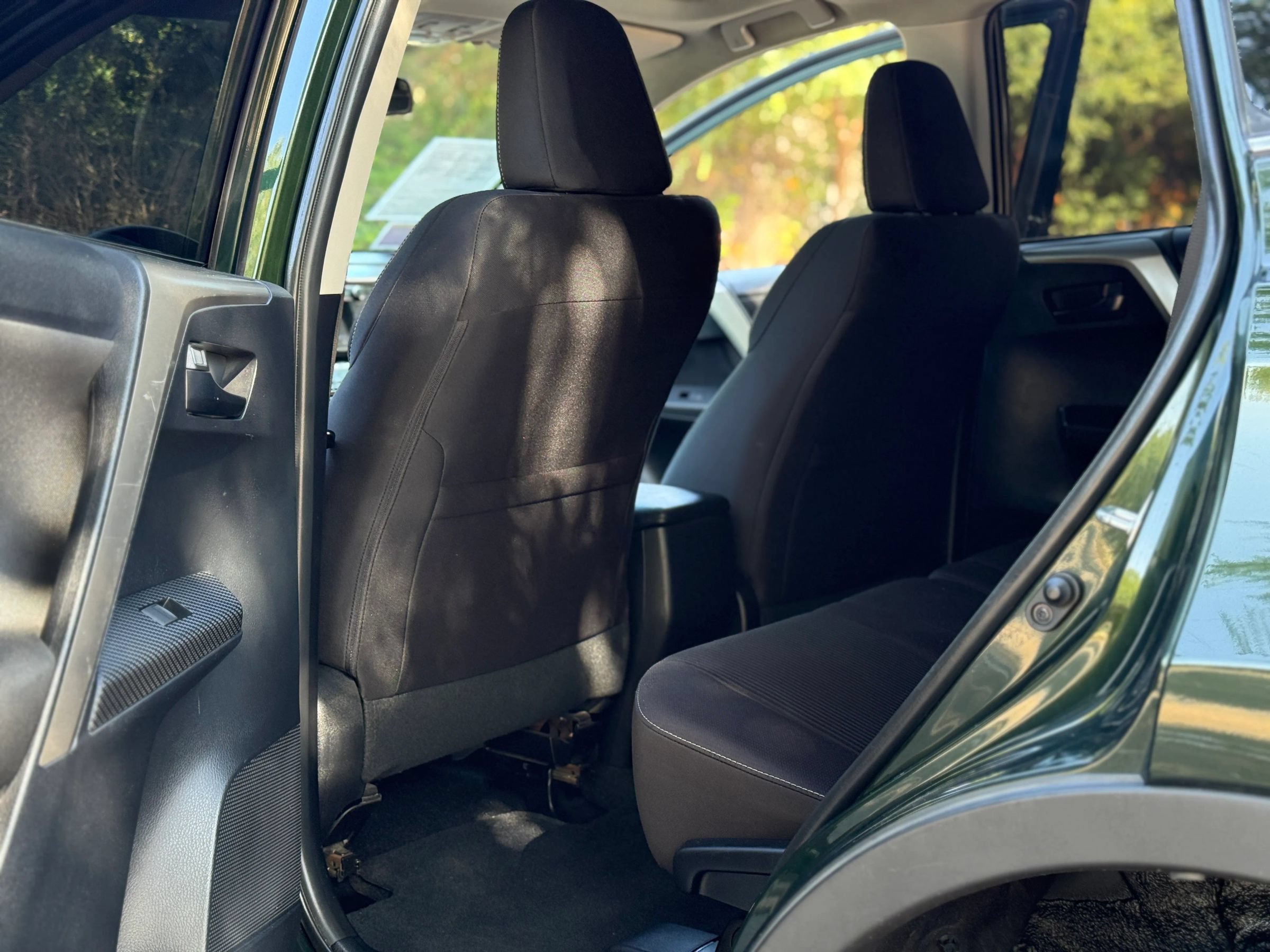 Used 2013 Toyota RAV4 XLE FWD image 22