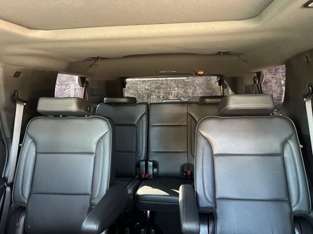 Certified 2022 GMC Yukon Denali w/ Denali Premium Package RWD image 39