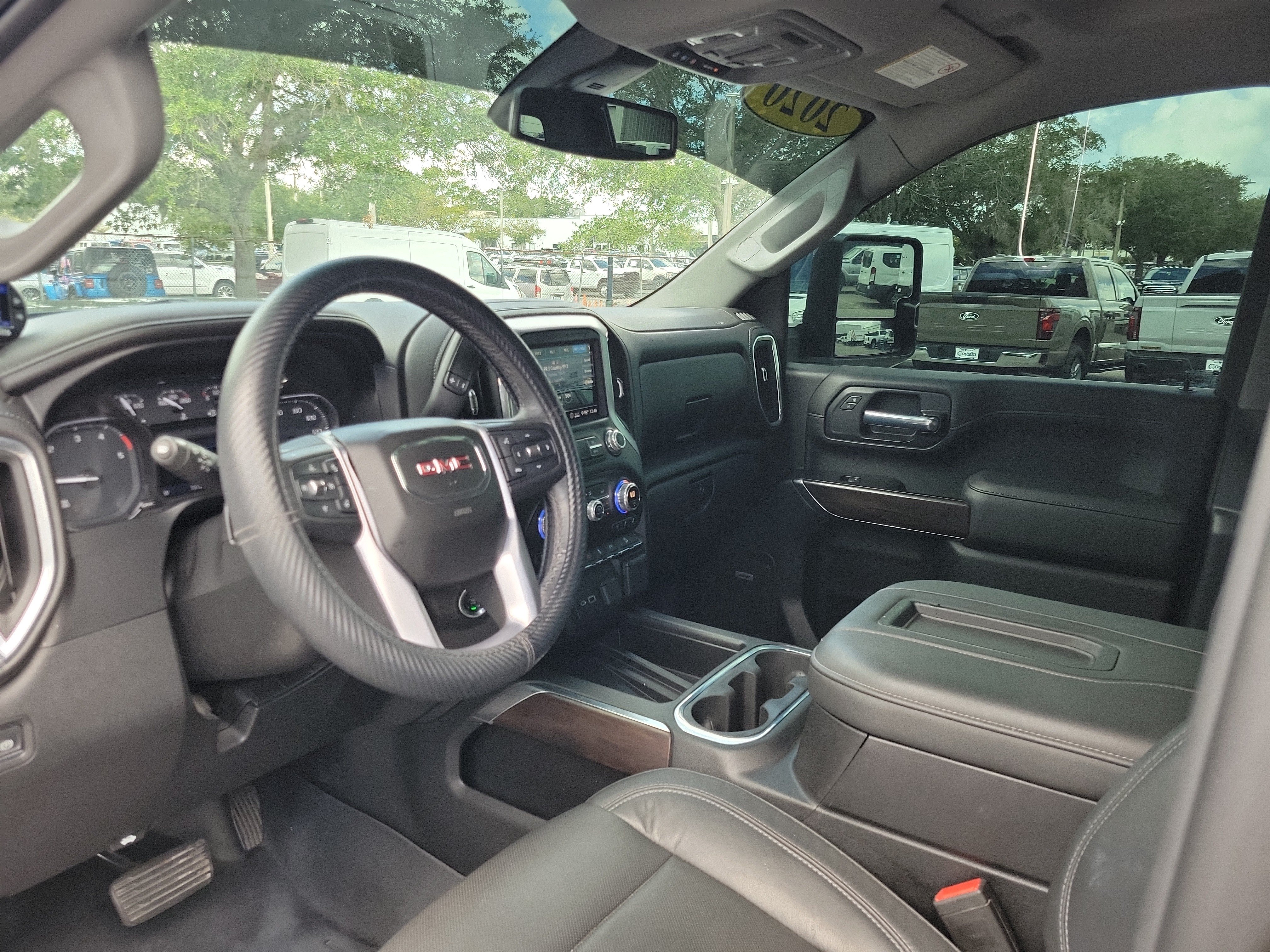 Used 2020 GMC Sierra 2500 SLT w/ SLT Premium Plus Package AWD/4WD image 18