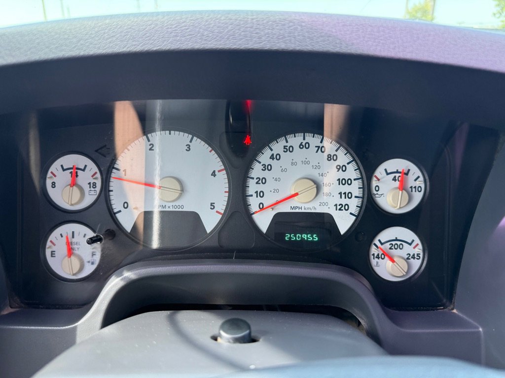 Used 2006 Dodge Ram 3500 Truck SLT image 23