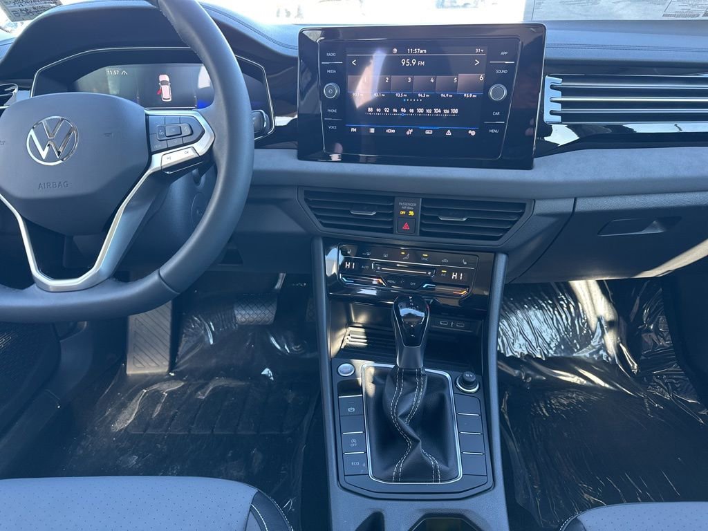 New 2026 Volkswagen Jetta SE image 15