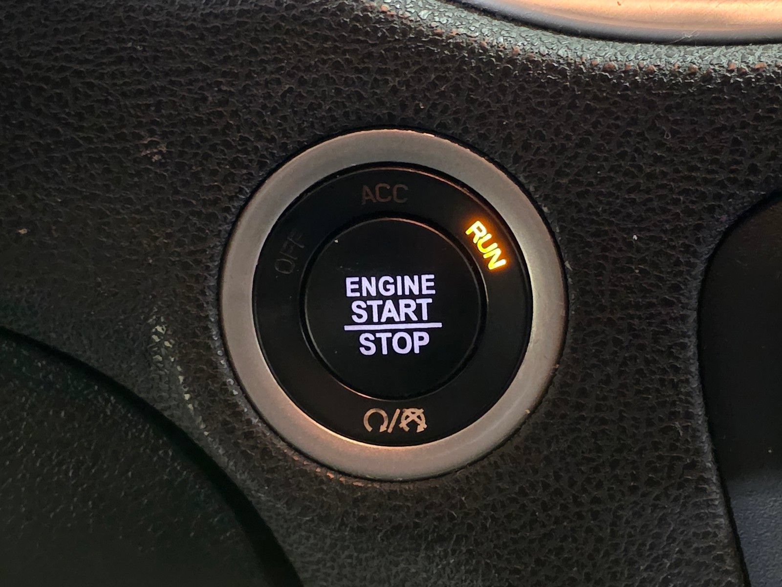 Used 2020 Dodge Charger Scat Pack RWD image 31