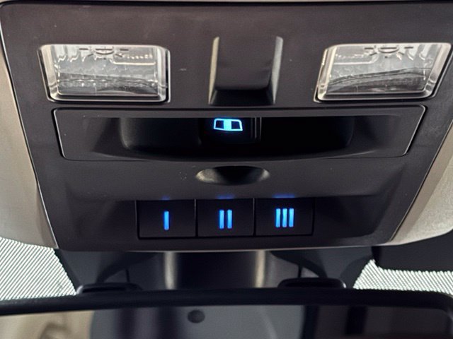 Used 2015 RAM 1500 Laramie Longhorn w/ Convenience Group AWD/4WD image 17