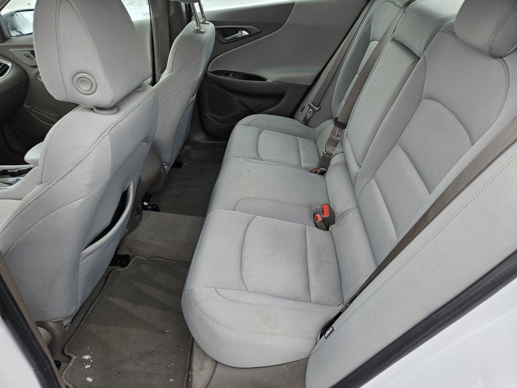 Used 2020 Chevrolet Malibu LS image 23
