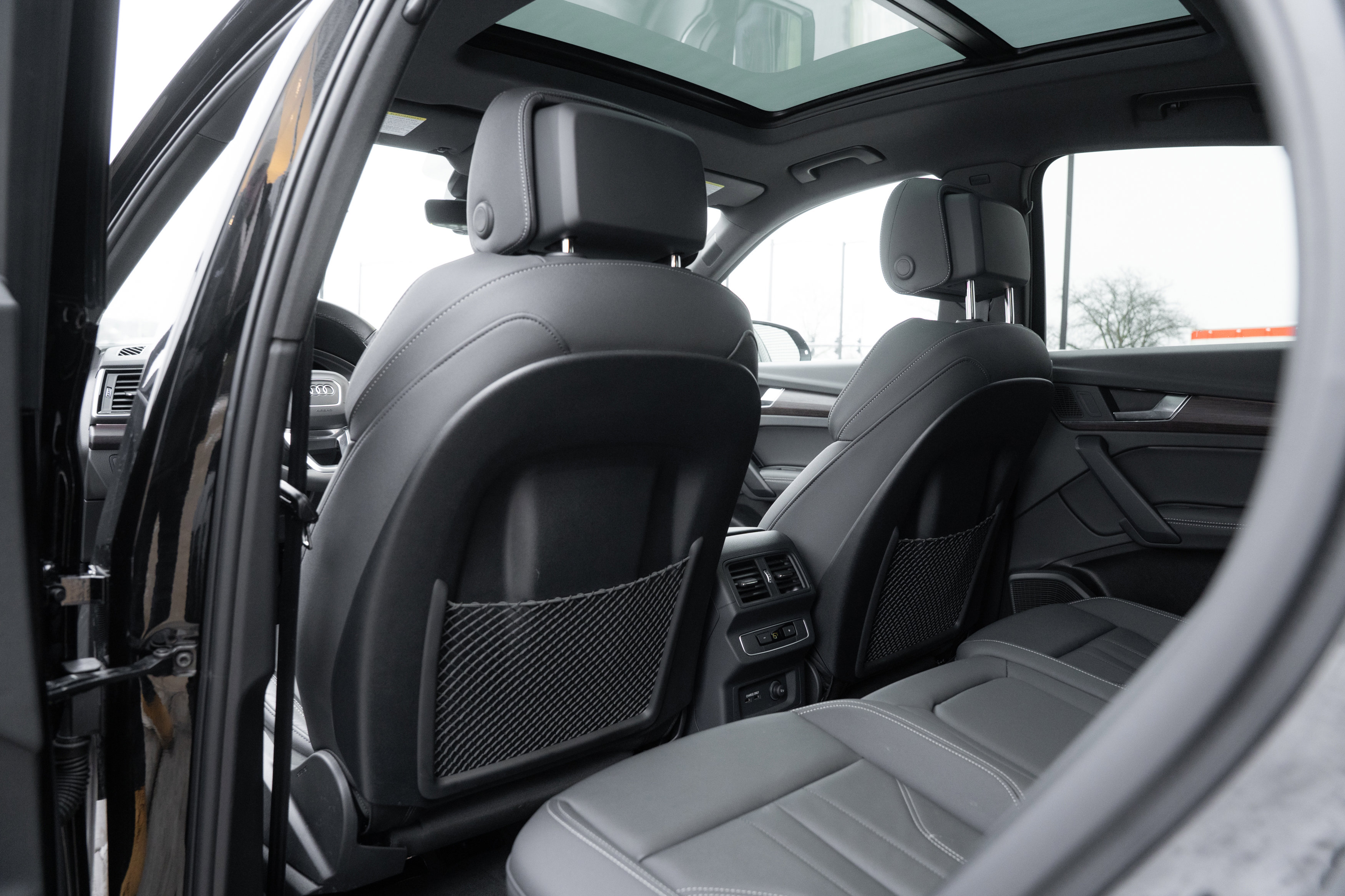 Certified 2025 Audi Q5 2.0T Premium Plus w/ Premium Plus Package image 28