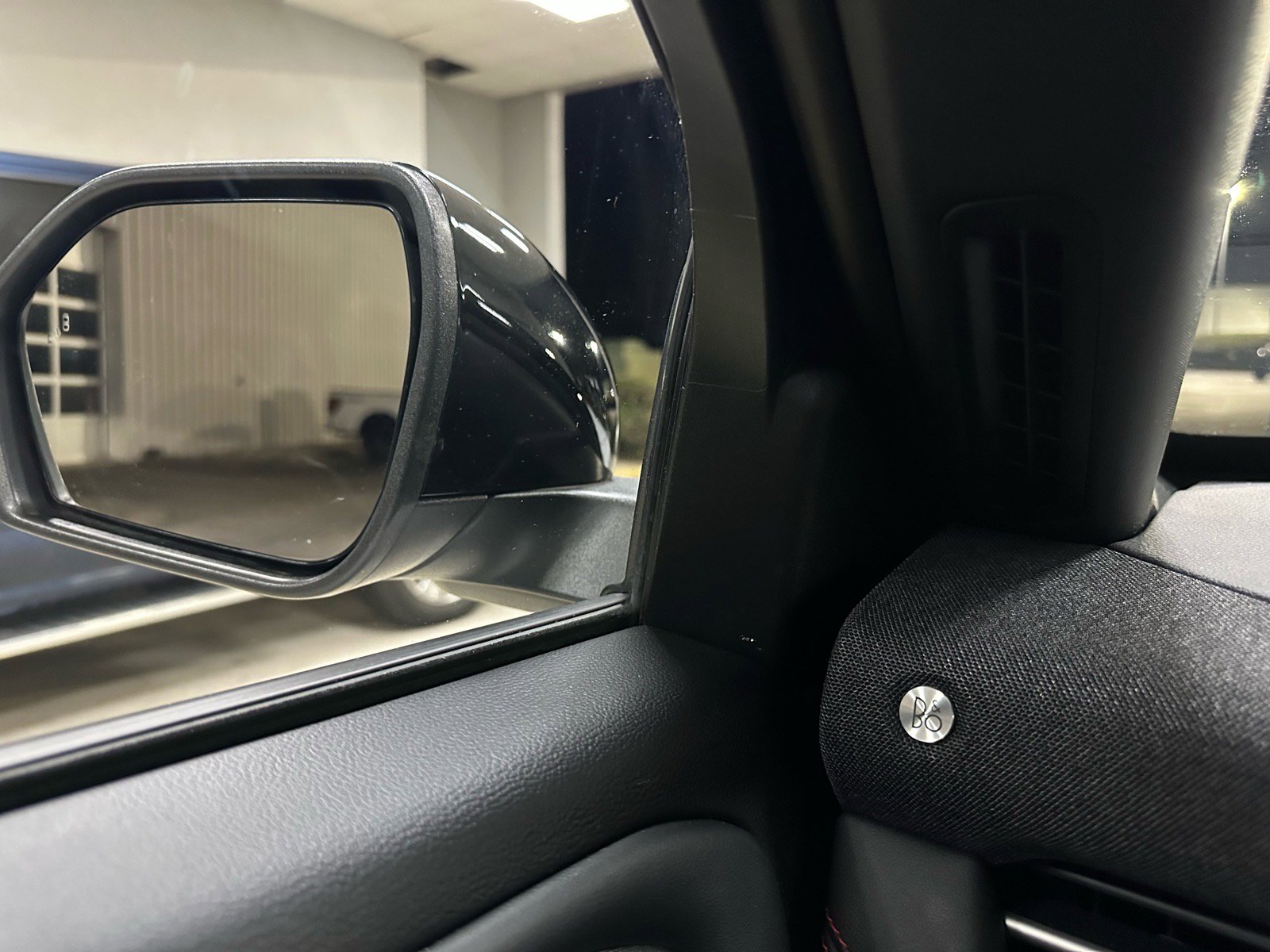 Certified 2025 Ford Explorer ST-Line image 47