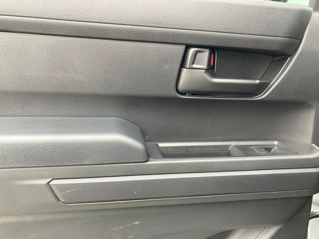Certified 2025 Toyota Tacoma SR AWD/4WD image 12