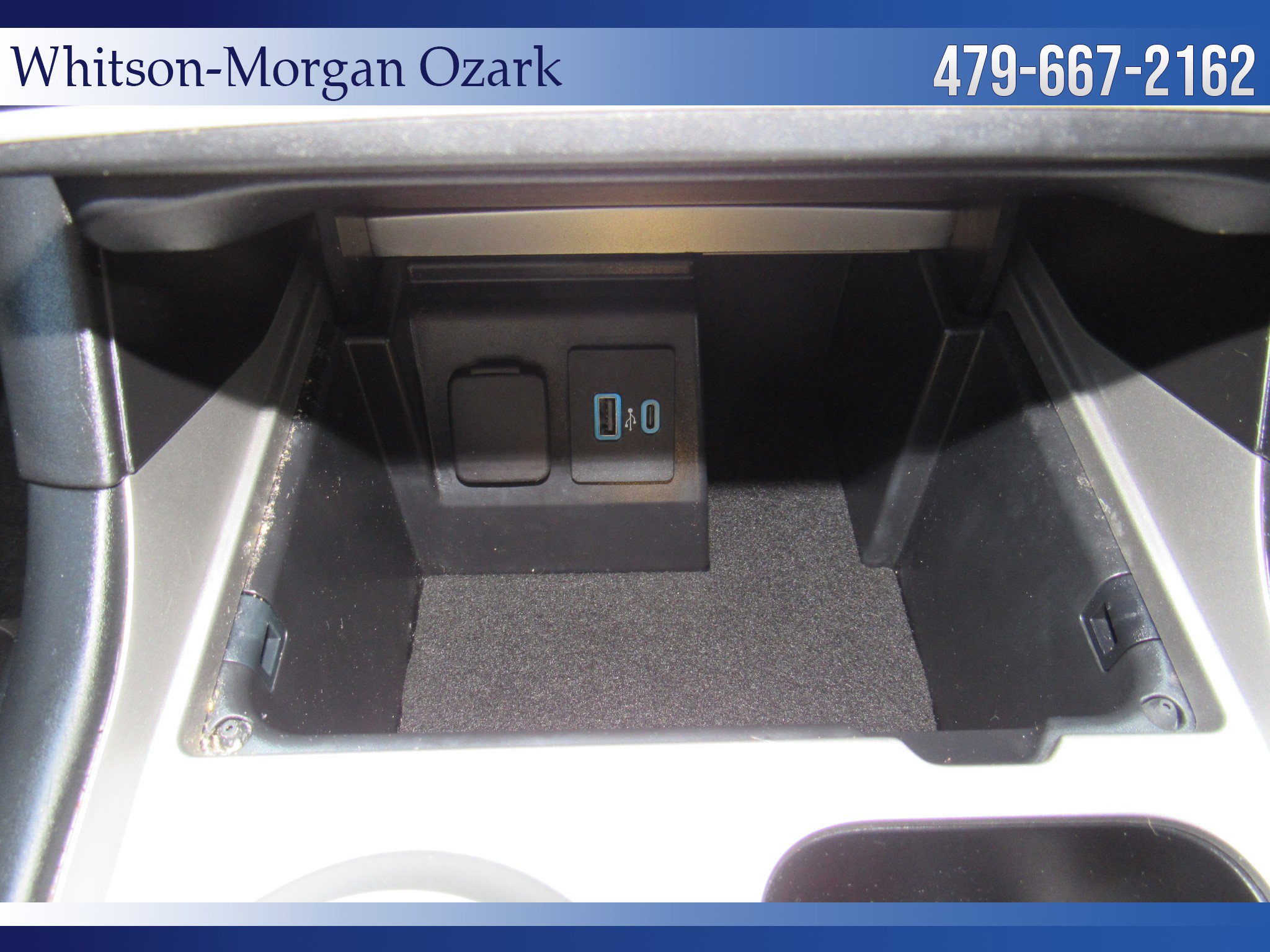 Used 2021 Ford Explorer XLT image 46