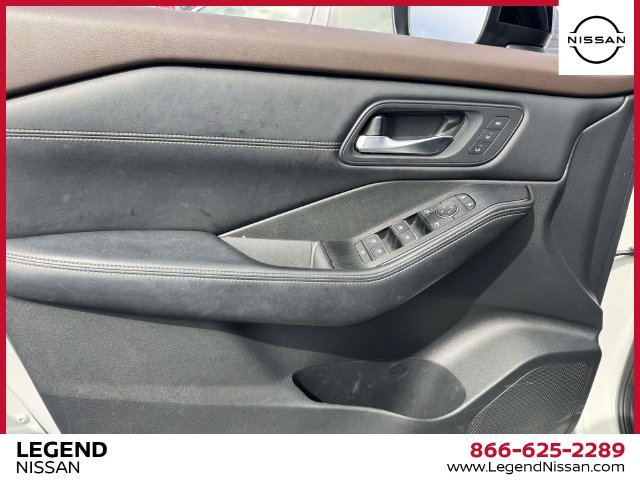 Certified 2023 Nissan Rogue SL w/ SL Premium Package AWD/4WD image 17