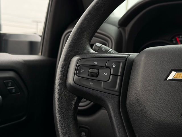 Used 2025 Chevrolet Silverado 2500 W/T AWD/4WD image 9