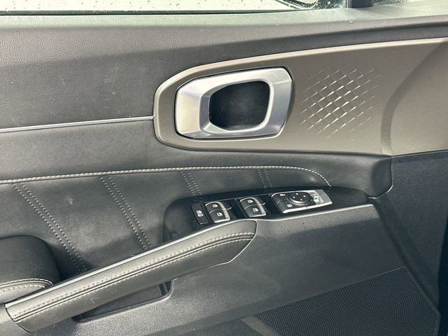 Used 2022 Kia Sorento SX image 26