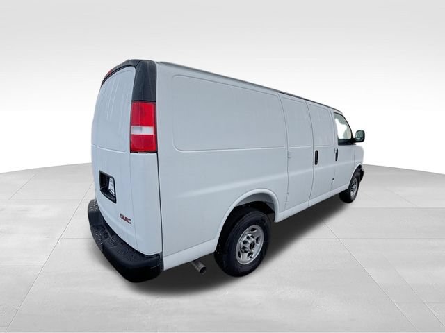 New 2026 GMC Savana 2500 w/ Driver Convenience Package RWD image 8