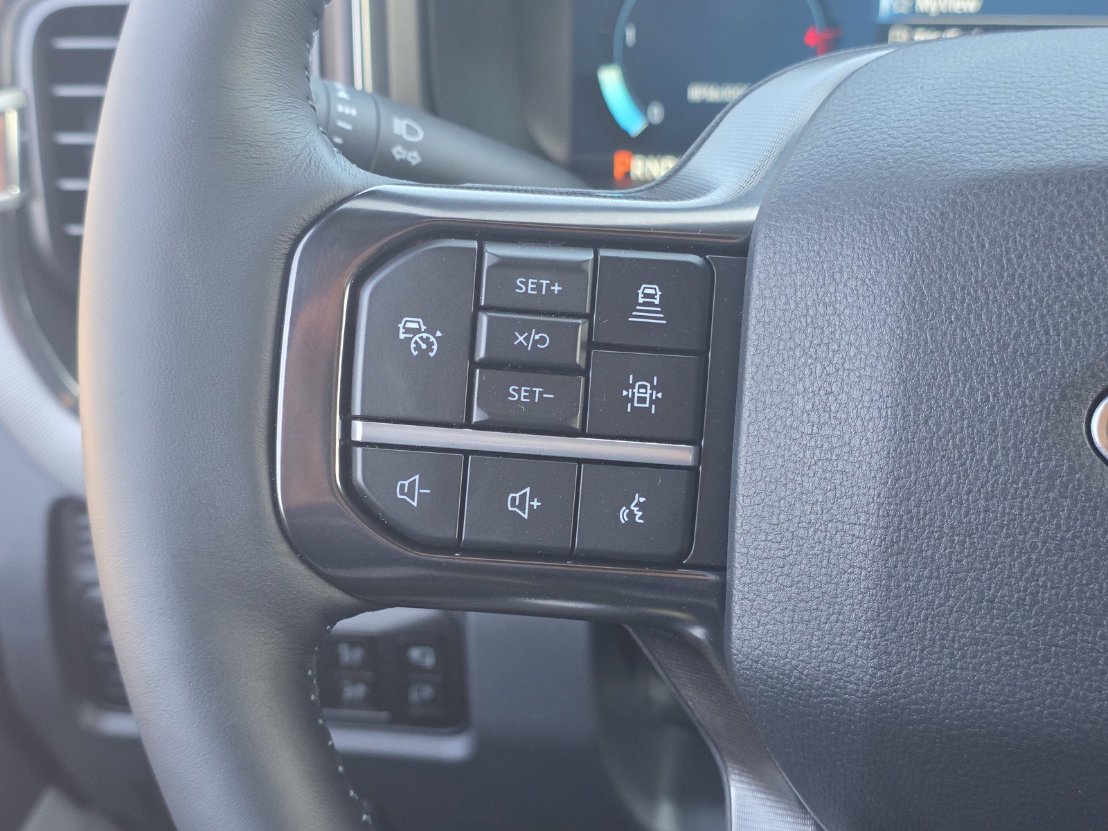 New 2026 Ford F250 Platinum w/ Tremor Off-Road Package AWD/4WD image 25