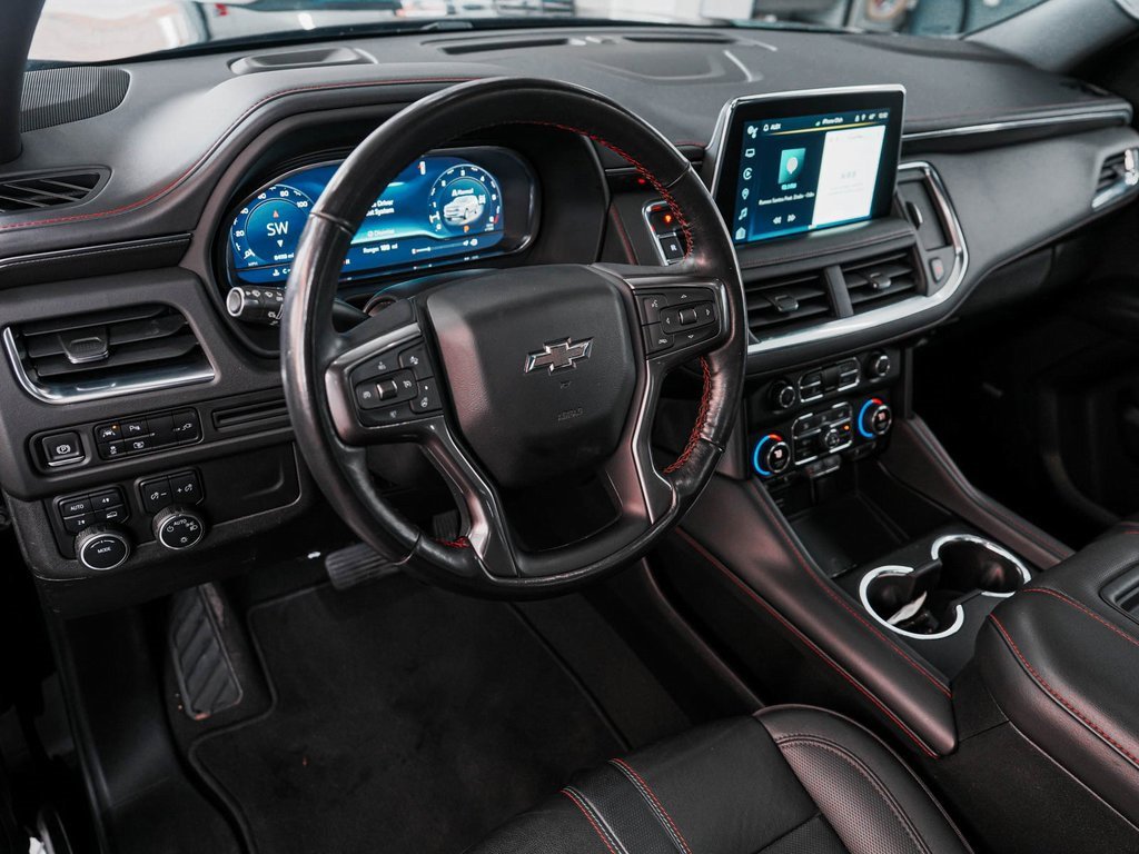 Used 2022 Chevrolet Suburban RST w/ Sport Performance Package image 16