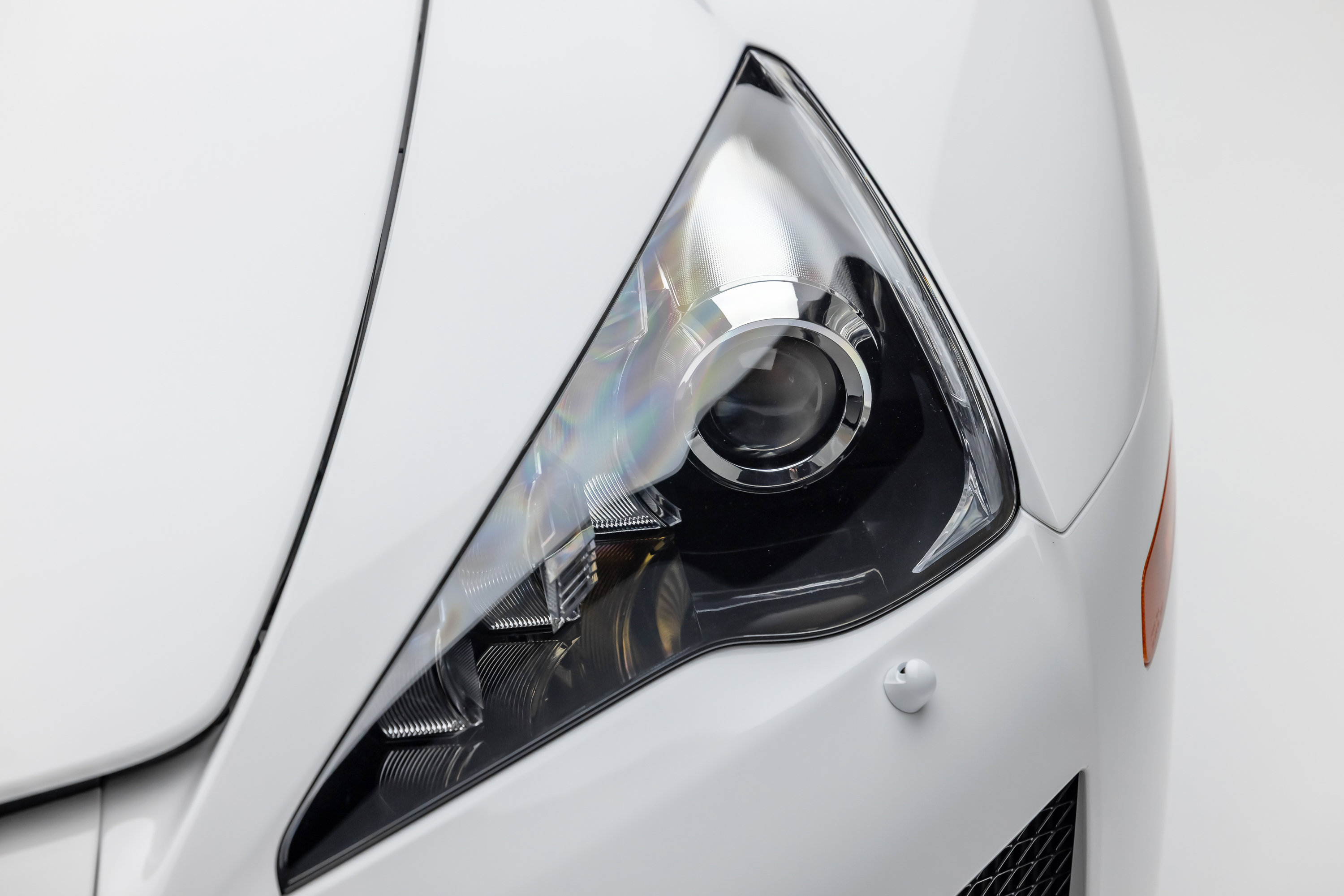 Used 2012 Lexus LFA RWD image 17