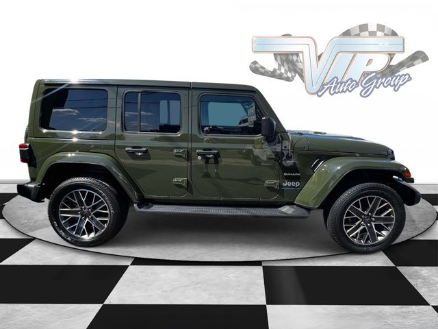 Used 2023 Jeep Wrangler Unlimited Sahara w/ Cold Weather Group AWD/4WD image 3