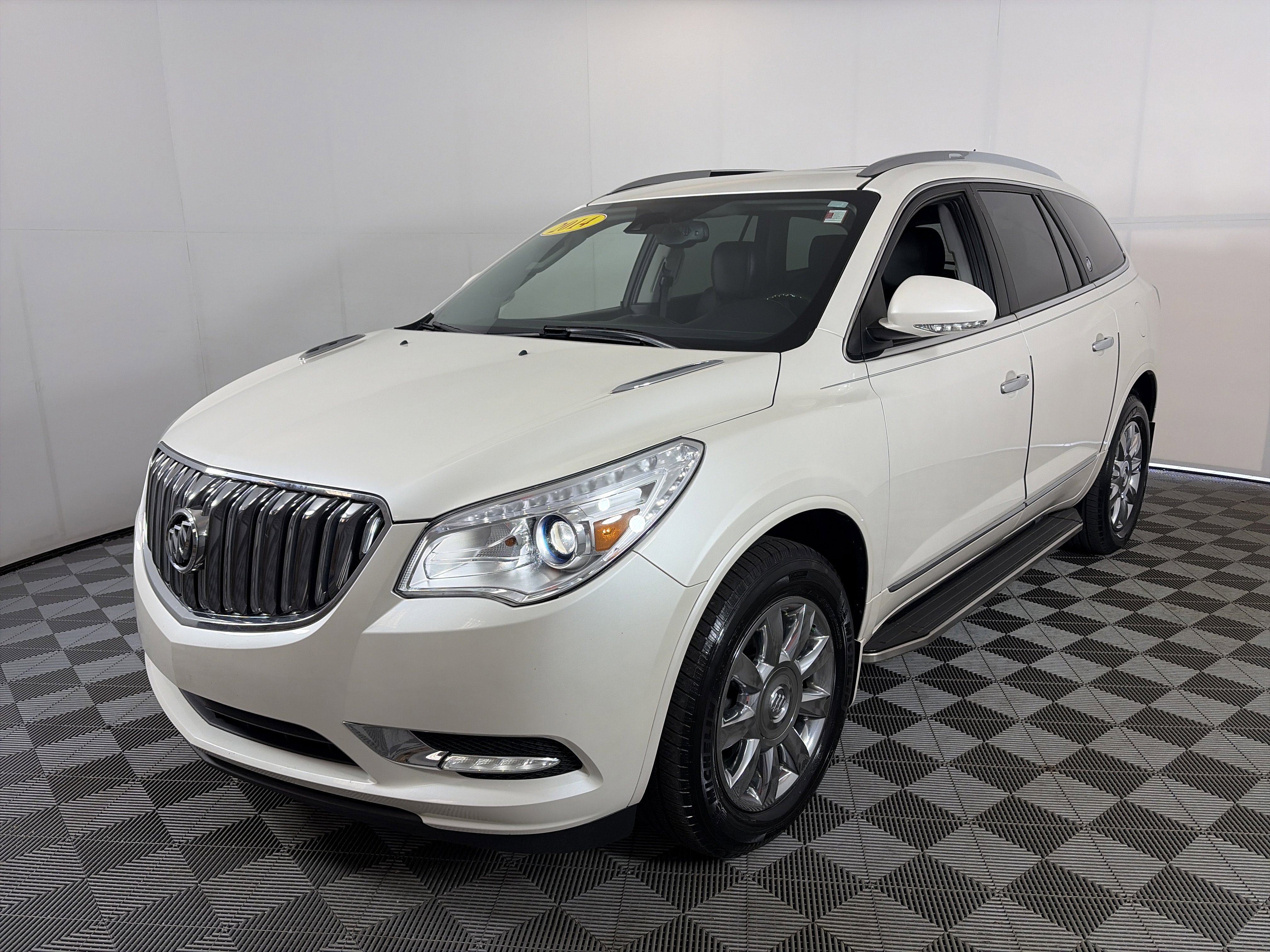 Used 2014 Buick Enclave Premium w/ Trailering Provision Package FWD image 2