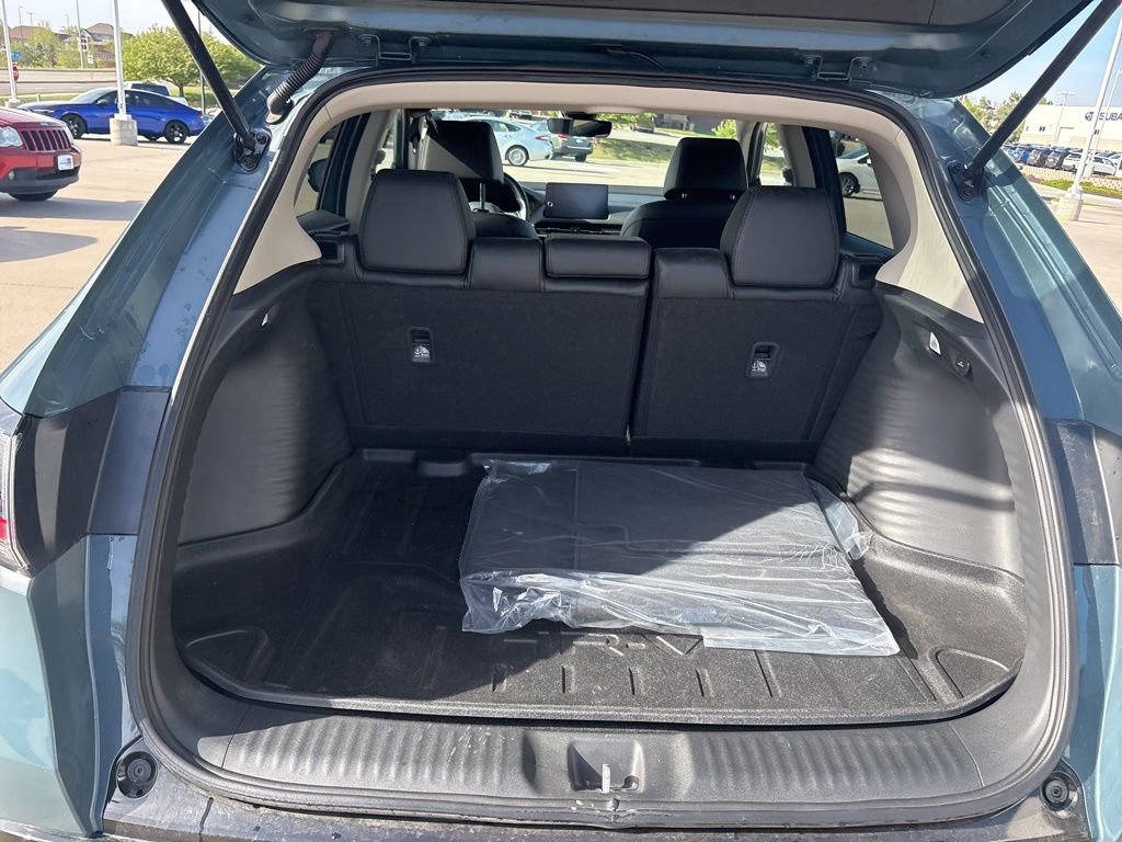 Certified 2025 Honda HR-V EX-L image 40