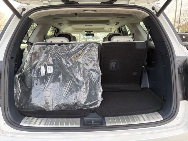 Used 2024 Hyundai Palisade Calligraphy image 7