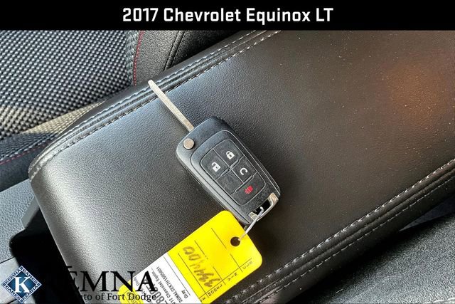 Used 2017 Chevrolet Equinox LT w/ Convenience Package image 33