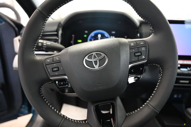 New 2026 Toyota Camry SE w/ Multimedia Upgrade Package FWD image 23