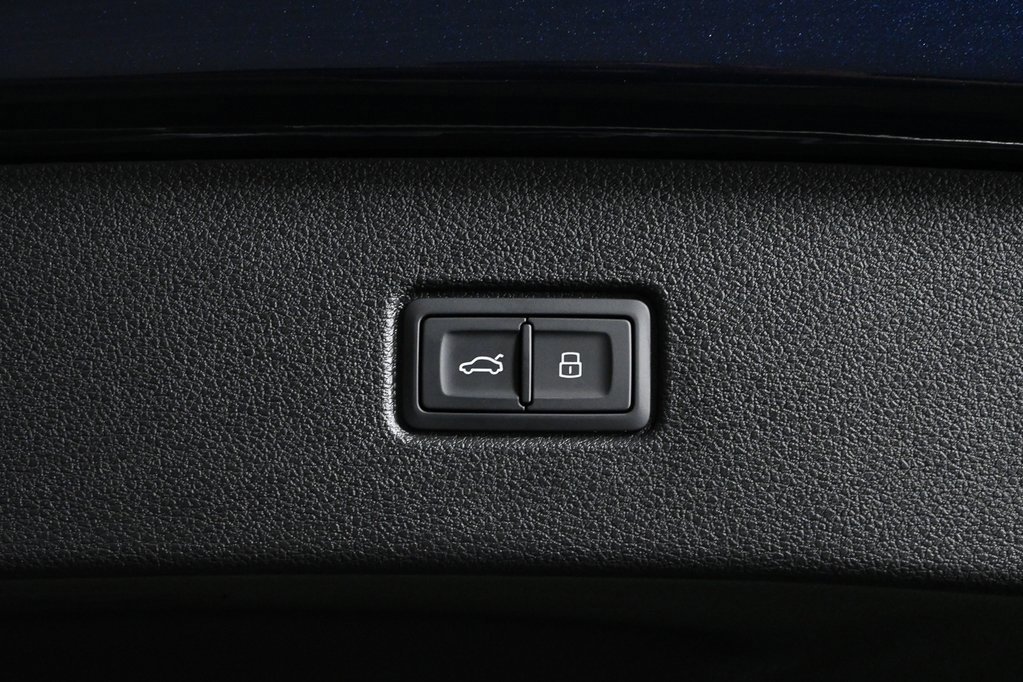 New 2026 Audi SQ8 Premium Plus image 34