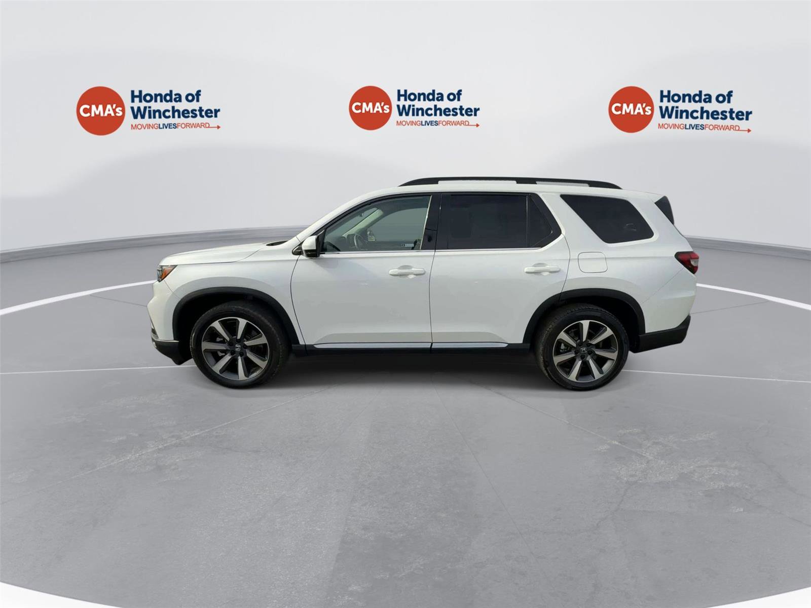 Used 2024 Honda Pilot Elite image 5