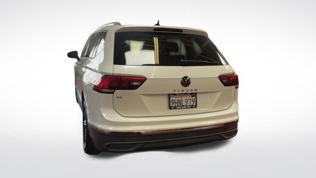 Certified 2023 Volkswagen Tiguan SE w/ Panoramic Sunroof Package FWD image 8