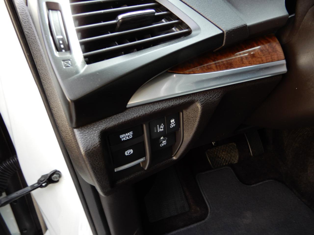 Used 2018 Acura MDX SH-AWD w/ Technology Package image 19