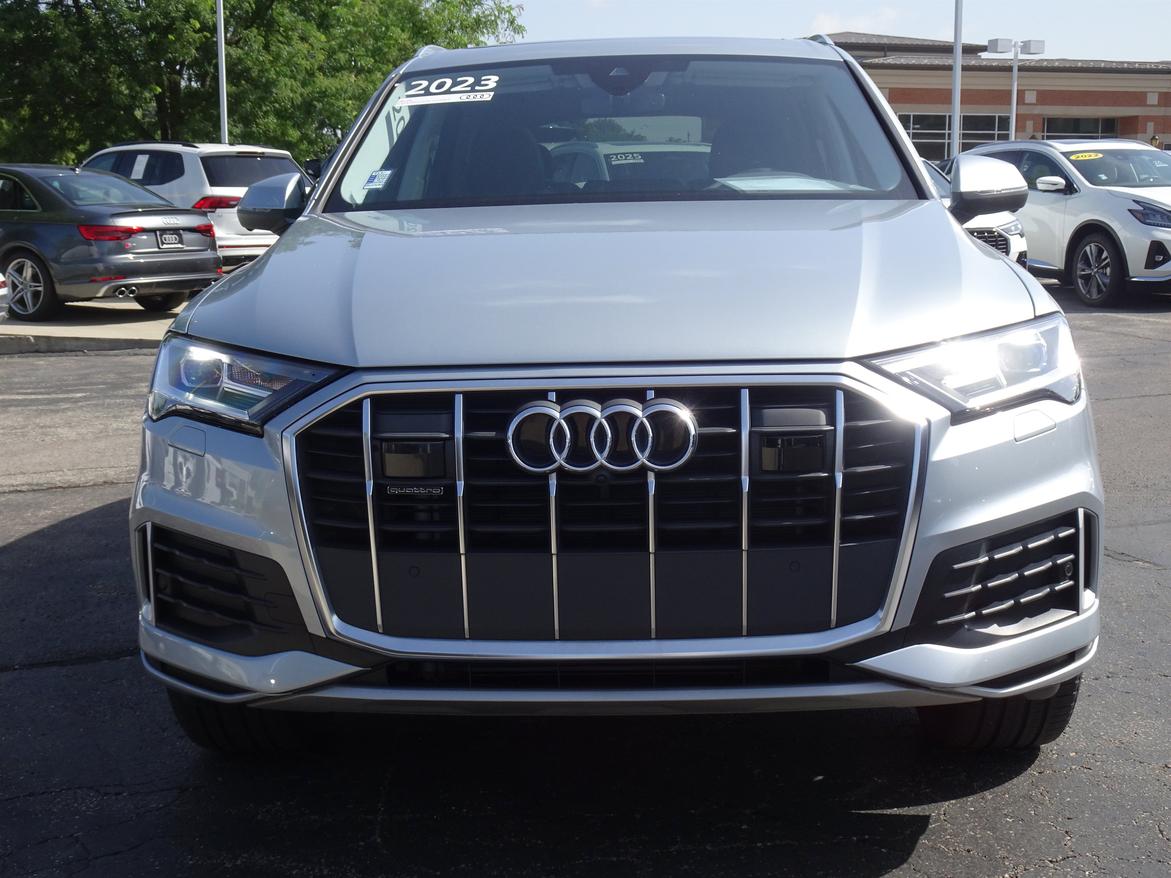 Certified 2023 Audi Q7 2.0T Premium w/ Convenience Package AWD/4WD image 7