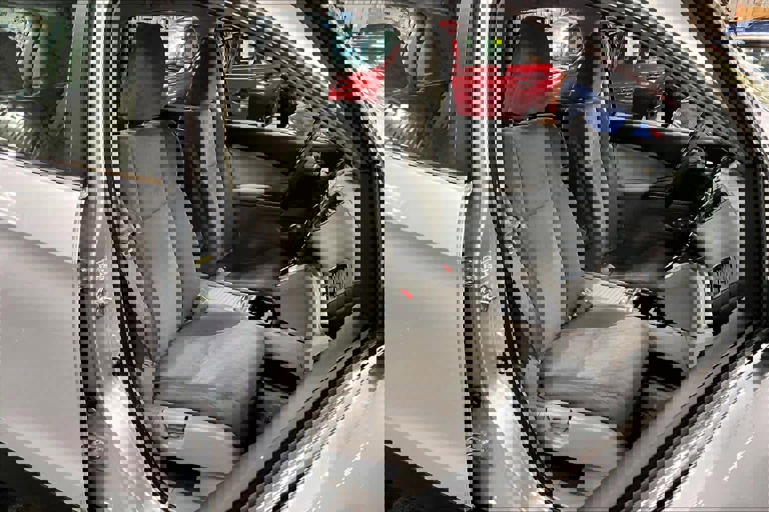 Used 2014 Honda CR-V LX image 9