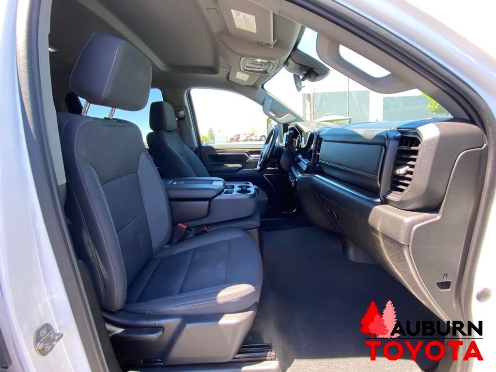 Used 2024 Chevrolet Silverado 2500 LT AWD/4WD image 14